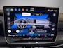 Volkswagen Golf 1.5 eHybrid 272pk DSG GTE · Panoramadak · Leder · Wegklapbare Trekhaak · Stoelventilatie · Camera · Dodehoek Detectie · 18'' Inch · Garantie t/m 30-0-2030 of 100.000km