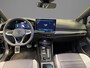 Volkswagen Golf 1.5 eHybrid 272pk DSG GTE · Panoramadak · Leder · Wegklapbare Trekhaak · Stoelventilatie · Camera · Dodehoek Detectie · 18'' Inch · Garantie t/m 30-0-2030 of 100.000km