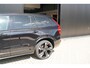 Volvo XC90 T8 Recharge AWD R-Design Long Range 7p. SOH 99% | Alcantara hemelbekleding | Head-Up | Trekhaak | 7-Persoons | Lederen interieur | 22 inch | Harman Kardon | Adaptieve cruise control | Stoel en stuurwielverwarming | Standkachel |