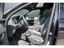 Volvo XC90 T8 Recharge AWD R-Design Long Range 7p. SOH 99% | Alcantara hemelbekleding | Head-Up | Trekhaak | 7-Persoons | Lederen interieur | 22 inch | Harman Kardon | Adaptieve cruise control | Stoel en stuurwielverwarming | Standkachel |