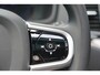 Volvo XC90 T8 Recharge AWD R-Design Long Range 7p. SOH 99% | Alcantara hemelbekleding | Head-Up | Trekhaak | 7-Persoons | Lederen interieur | 22 inch | Harman Kardon | Adaptieve cruise control | Stoel en stuurwielverwarming | Standkachel |