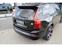 Volvo XC90 T8 Recharge AWD R-Design Long Range 7p. | SOH 99% | Alcantara hemelbekleding | Head-Up | Trekhaak | 7-Persoons | Lederen interieur | 22 inch | Harman Kardon | Adaptieve cruise control | Stoel en stuurwielverwarming | Standkachel |