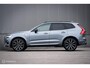 Volvo XC60 Recharge T6 AWD R-Design | HEICO pakket | 22 inch | Panorama | Leder | Uniek | Zeer mooi | Adaptive cruise |