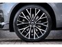 Volvo XC60 Recharge T6 AWD R-Design | HEICO pakket | 22 inch | Panorama | Leder | Uniek | Zeer mooi | Adaptive cruise |