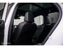 Volkswagen T-Roc 1.5 TSI R-Line | Facelift | Panoramadak | IQ LED | Automaat | Virtual cockpit | Camera | Stoel + stuurwiel verwarming | Adaptive cruise |