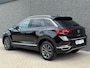 Volkswagen T-Roc 1.5 TSI | Pano | Carplay | ACC | Trekhaak | Rijstrook assistent | Virtual cockpit | Stoelverwarming |