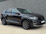 Volkswagen T-Roc 1.5 TSI | Pano | Carplay | ACC | Trekhaak | Rijstrook assistent | Virtual cockpit | Stoelverwarming |