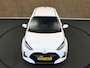 Toyota Yaris 1.5 Hybrid 115 Dynamic - ORIGINEEL NEDERLANDSE AUTO - AFKOMSTIG VAN 1E EIGENAAR - NAVIGATIE - CAMERA - MISTLAMPEN VOOR - APPLE CARPLAY/ ANDROID AUTO - DAB AUDIO - CLIMATE CONTROL - KEYLESS ENTRY/ START - 4 X ELEKTRISCHE RAMEN -