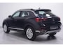 Volkswagen T-Roc 2.0 TDI Style 4Motion Navi Apple Carplay Achteruitrijcamera Stoelverwarming ACC PDC Parkeerhulp Clima Trekgewicht 1900 kg