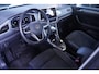 Volkswagen T-Roc 2.0 TDI Style 4Motion Navi Apple Carplay Achteruitrijcamera Stoelverwarming ACC PDC Parkeerhulp Clima Trekgewicht 1900 kg