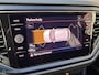 Volkswagen T-Roc 1.5 TSI Business Edition|Afneembare Trekhaak|Camera|Carplay|Stoelverwarming|Parkeersensoren V/A.