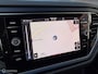 Volkswagen T-Roc 1.5 TSI Business Edition|Afneembare Trekhaak|Camera|Carplay|Stoelverwarming|Parkeersensoren V/A.