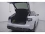 Volkswagen ID.7 GTX 250 kW 4Motion SOH 97% Head-Up Display Navi Apple Carplay Achteruitrijcamera 20"-lmv Stoelen V+A Verwarmd Stuurverwarming Elek. Trekhaak