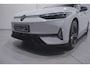 Volkswagen ID.7 GTX 250 kW 4Motion SOH 97% Head-Up Display Navi Apple Carplay Achteruitrijcamera 20"-lmv Stoelen V+A Verwarmd Stuurverwarming Elek. Trekhaak