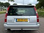 Volvo V70 2.4 Europa Automaat ECC Audio-CD/MP3 Elect. pakket LMV 15" ABS TCS Leder/Stof Cruise Colorpakket Trekhaak Apk 31/01/2027