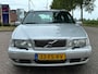 Volvo V70 2.4 Europa Automaat ECC Audio-CD/MP3 Elect. pakket LMV 15" ABS TCS Leder/Stof Cruise Colorpakket Trekhaak Apk 31/01/2027