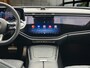 Mercedes-Benz E-klasse E 300 e Estate Premium Plus AMG Line | Pano | Trekhaak | AIRMATIC | Sluitbekrachtiging | Stoelventilatie | Head-up display | Burmester 4D Surround sound