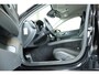 Volvo V60 B3 Essential Edition | Parkeersensoren voor + achter | Parkeercamera | Stoelverwarming | 19'' Lichtmetalen velgen | Exterieur styling kit | Navigatie | Stuurwielverwarming | Apple Carplay/Android Auto | Dealeronderhouden