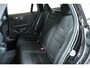 Volvo V60 B3 Essential Edition | Parkeersensoren voor + achter | Parkeercamera | Stoelverwarming | 19'' Lichtmetalen velgen | Exterieur styling kit | Navigatie | Stuurwielverwarming | Apple Carplay/Android Auto | Dealeronderhouden