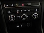 SEAT Ateca 1.0 TSI Style Business Intense 81kw / 110pk | Navigatiesysteem 23.4 cm | Achteruitrijcamera | Climat control | Virtual cockpit | Park assist