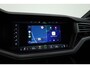 Volkswagen Touareg 3.0 TSI 462pk eHybrid 4MOTION R | Rijklaar! | Elek. Trekhaak | Luchtvering | Ventilatie | S/K-Dak | 22'' | HUD | Memory+Leder | Dynaudio | Stoel-Stuurverw. | 360*+PDC | Sfeerverl. | Rijmodi | Dodehoek | BlackStyle V