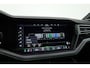Volkswagen Touareg 3.0 TSI 462pk eHybrid 4MOTION R | Rijklaar! | Elek. Trekhaak | Luchtvering | Ventilatie | S/K-Dak | 22'' | HUD | Memory+Leder | Dynaudio | Stoel-Stuurverw. | 360*+PDC | Sfeerverl. | Rijmodi | Dodehoek | BlackStyle V