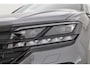 Volkswagen Touareg 3.0 TSI 462pk eHybrid 4MOTION R | Rijklaar! | Elek. Trekhaak | Luchtvering | Ventilatie | S/K-Dak | 22'' | HUD | Memory+Leder | Dynaudio | Stoel-Stuurverw. | 360*+PDC | Sfeerverl. | Rijmodi | Dodehoek | BlackStyle V