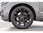 Volkswagen Touareg 3.0 TSI 462pk eHybrid 4MOTION R | Rijklaar! | Elek. Trekhaak | Luchtvering | Ventilatie | S/K-Dak | 22'' | HUD | Memory+Leder | Dynaudio | Stoel-Stuurverw. | 360*+PDC | Sfeerverl. | Rijmodi | Dodehoek | BlackStyle V