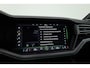 Volkswagen Touareg 3.0 TSI 462pk eHybrid 4MOTION R | Rijklaar! | Elek. Trekhaak | Luchtvering | Ventilatie | S/K-Dak | 22'' | HUD | Memory+Leder | Dynaudio | Stoel-Stuurverw. | 360*+PDC | Sfeerverl. | Rijmodi | Dodehoek | BlackStyle V