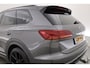 Volkswagen Touareg 3.0 TSI 462pk eHybrid 4MOTION R | Rijklaar! | Elek. Trekhaak | Luchtvering | Ventilatie | S/K-Dak | 22'' | HUD | Memory+Leder | Dynaudio | Stoel-Stuurverw. | 360*+PDC | Sfeerverl. | Rijmodi | Dodehoek | BlackStyle V