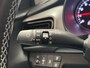 Kia Stonic 1.0 T-GDi MHEV DYNAMIC PLUS LINE AUTOMAAT NAVIGATIE ADAPTIVE CRUISE CONTROL CLIMATE CONTROL BLUETOOTH TELEFOON DODEHOEKSENSOREN ACHTERUITRIJCAMERA KEYLESS GO TREKHAAK ZEER MOOI !!