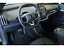 Volvo EX30 P5 Long Range Plus Europa 69 kWh | Elektrisch Vertelbare Stoelen | Extra Getint Glas Achter | Verwarmde Voorstoelen En Stuurwiel |