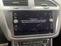 Volkswagen Tiguan - Airco | Cruise Adaptief | DAB | LED | LMV 18" | Trekhaak Uitklapbaar |