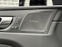 Volvo XC60 2.0 T6 Plug-in Hybrid AWD Ultra Black Edition | PHEV | Trekhaak | Luchtvering | Panoramadak | Head-up Display | Harman Kardon Audio | Keyless Entry | Elektrische Achterklep | Elektrisch Verstelbare Voorstoelen | Stoelverwarming voor en achter | Navigatie Google Maps | Apple Carplay | Android Auto