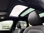 Volvo XC60 2.0 T6 Plug-in Hybrid AWD Ultra Black Edition | PHEV | Trekhaak | Luchtvering | Panoramadak | Head-up Display | Harman Kardon Audio | Keyless Entry | Elektrische Achterklep | Elektrisch Verstelbare Voorstoelen | Stoelverwarming voor en achter | Navigatie Google Maps | Apple Carplay | Android Auto
