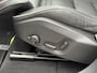 Volvo XC60 2.0 T6 Plug-in Hybrid AWD Ultra Black Edition | PHEV | Trekhaak | Luchtvering | Panoramadak | Head-up Display | Harman Kardon Audio | Keyless Entry | Elektrische Achterklep | Elektrisch Verstelbare Voorstoelen | Stoelverwarming voor en achter | Navigatie Google Maps | Apple Carplay | Android Auto