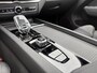 Volvo XC60 2.0 T6 Plug-in Hybrid AWD Ultra Black Edition | PHEV | Trekhaak | Luchtvering | Panoramadak | Head-up Display | Harman Kardon Audio | Keyless Entry | Elektrische Achterklep | Elektrisch Verstelbare Voorstoelen | Stoelverwarming voor en achter | Navigatie Google Maps | Apple Carplay | Android Auto