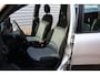 Fiat Panda 0.9 TwinAir Lounge O.a: Led dagrijverl, Airco, Radio, Uconnect, Afstandsbed, Etc. All-in prijs!