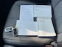 Hyundai Ioniq 5 Connect 77.4 kWh / Dealer onderhouden / Accu SoH 97% / Fabrieksgarantie tot 04-2028 / Afn. Trekhaak 1.600 kg / Navi / Apple Carplay Android / Elektrische stoelen / Stuur-, stoel- & achterbankverwarming / 19" LM wielen & All Season banden /