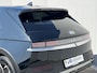 Hyundai Ioniq 5 Connect 77.4 kWh / Dealer onderhouden / Accu SoH 97% / Fabrieksgarantie tot 04-2028 / Afn. Trekhaak 1.600 kg / Navi / Apple Carplay Android / Elektrische stoelen / Stuur-, stoel- & achterbankverwarming / 19" LM wielen & All Season banden /