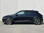 Hyundai Ioniq 5 Connect 77.4 kWh / Dealer onderhouden / Accu SoH 97% / Fabrieksgarantie tot 04-2028 / Afn. Trekhaak 1.600 kg / Navi / Apple Carplay Android / Elektrische stoelen / Stuur-, stoel- & achterbankverwarming / 19" LM wielen & All Season banden /