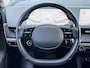 Hyundai Ioniq 5 Connect 77.4 kWh / Dealer onderhouden / Accu SoH 97% / Fabrieksgarantie tot 04-2028 / Afn. Trekhaak 1.600 kg / Navi / Apple Carplay Android / Elektrische stoelen / Stuur-, stoel- & achterbankverwarming / 19" LM wielen & All Season banden /