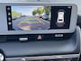 Hyundai Ioniq 5 Connect 77.4 kWh / Dealer onderhouden / Accu SoH 97% / Fabrieksgarantie tot 04-2028 / Afn. Trekhaak 1.600 kg / Navi / Apple Carplay Android / Elektrische stoelen / Stuur-, stoel- & achterbankverwarming / 19" LM wielen & All Season banden /