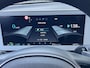 Hyundai Ioniq 5 Connect 77.4 kWh / Dealer onderhouden / Accu SoH 97% / Fabrieksgarantie tot 04-2028 / Afn. Trekhaak 1.600 kg / Navi / Apple Carplay Android / Elektrische stoelen / Stuur-, stoel- & achterbankverwarming / 19" LM wielen & All Season banden /
