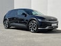 Hyundai Ioniq 5 Connect 77.4 kWh / Dealer onderhouden / Accu SoH 97% / Fabrieksgarantie tot 04-2028 / Afn. Trekhaak 1.600 kg / Navi / Apple Carplay Android / Elektrische stoelen / Stuur-, stoel- & achterbankverwarming / 19" LM wielen & All Season banden /