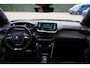 Peugeot e-2008 EV GT Pack 136 PK | Schuif-Kanteldak | Stoelverwarming | FULL LED koplampen | Achteruitrij-Camera | Adaptieve Cruisecontrol |  Alcantara Bekleding |  Navigatie en Apple caprplay en Android auto |