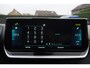Peugeot e-2008 EV GT Pack 136 PK | Schuif-Kanteldak | Stoelverwarming | FULL LED koplampen | Achteruitrij-Camera | Adaptieve Cruisecontrol |  Alcantara Bekleding |  Navigatie en Apple caprplay en Android auto |