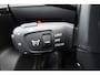 Peugeot e-2008 EV GT Pack 136 PK | Schuif-Kanteldak | Stoelverwarming | FULL LED koplampen | Achteruitrij-Camera | Adaptieve Cruisecontrol |  Alcantara Bekleding |  Navigatie en Apple caprplay en Android auto |