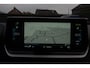 Peugeot e-2008 EV GT Pack 136 PK | Schuif-Kanteldak | Stoelverwarming | FULL LED koplampen | Achteruitrij-Camera | Adaptieve Cruisecontrol |  Alcantara Bekleding |  Navigatie en Apple caprplay en Android auto |
