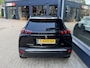 Peugeot e-2008 EV GT Pack 136 PK | Schuif-Kanteldak | Stoelverwarming | FULL LED koplampen | Achteruitrij-Camera | Adaptieve Cruisecontrol |  Alcantara Bekleding |  Navigatie en Apple caprplay en Android auto |